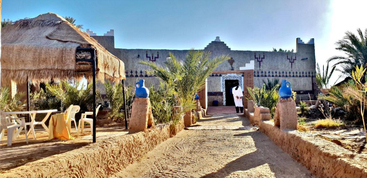 Kasbah Les Alizes Du Desert M'Hamid Exteriör bild